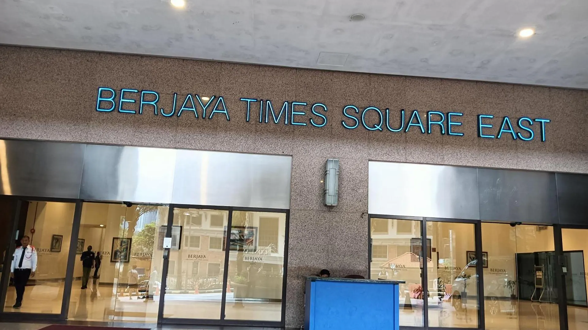 Apartment 100 Service Suites At Times Square Kl Kuala Lumpur Malaysia