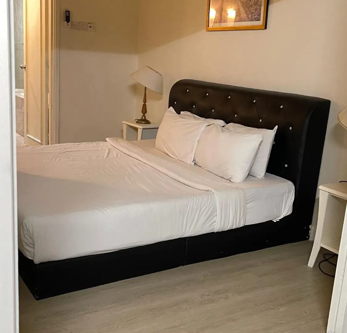 100 Service Suites At Times Square Kl Kuala Lumpur Apartament