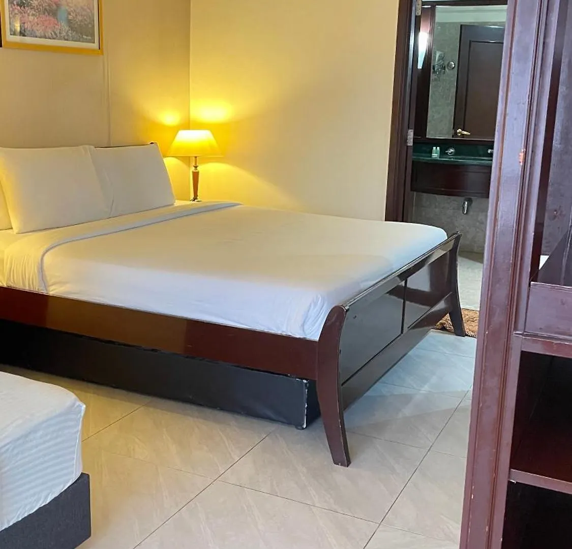 100 Service Suites At Times Square Kl Kuala Lumpur