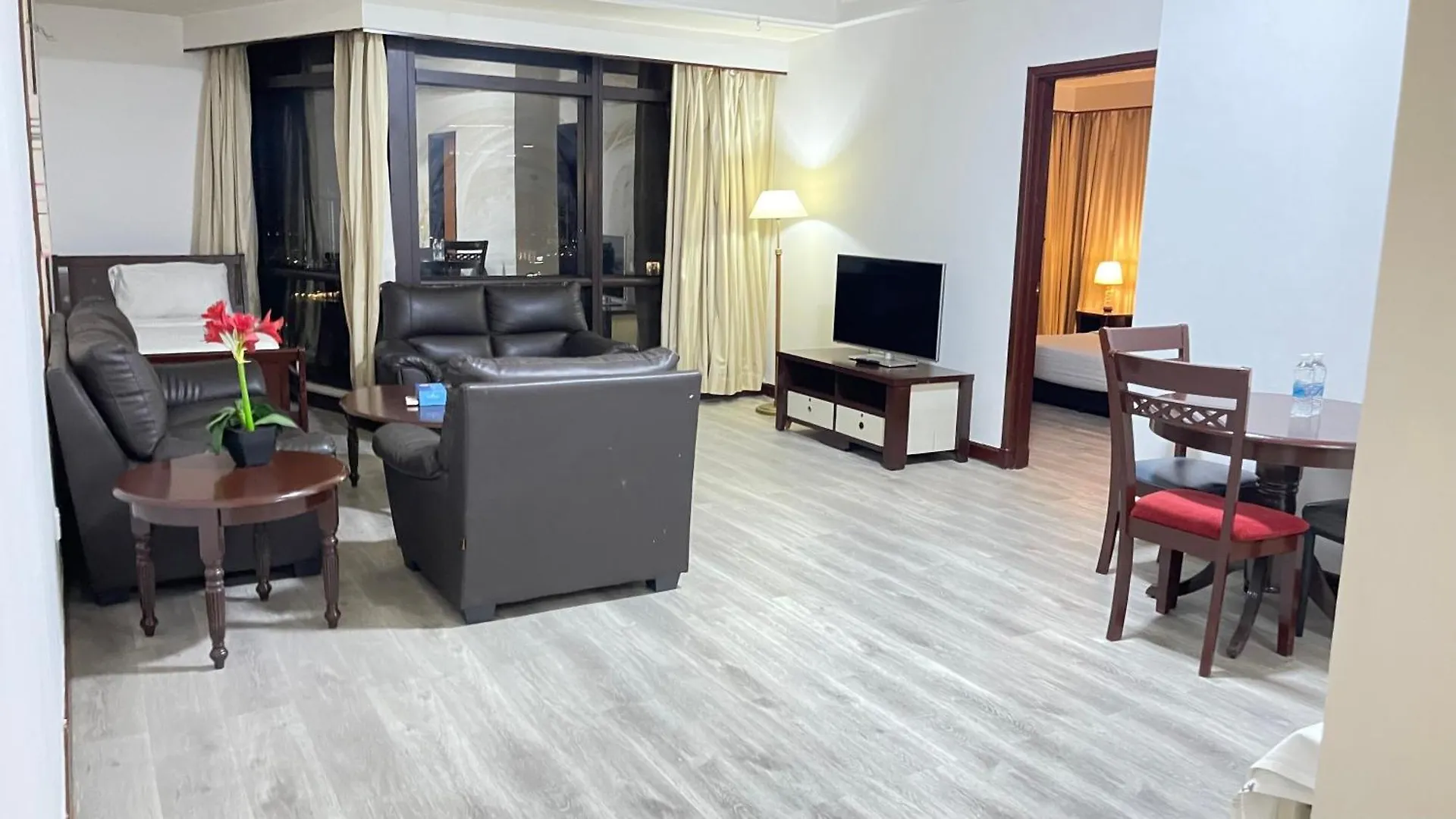 100 Service Suites At Times Square Kl Kuala Lumpur 0*,  Malezja