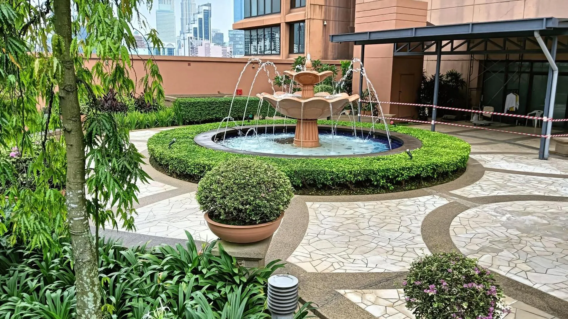 Apartament 100 Service Suites At Times Square Kl Kuala Lumpur Malezja