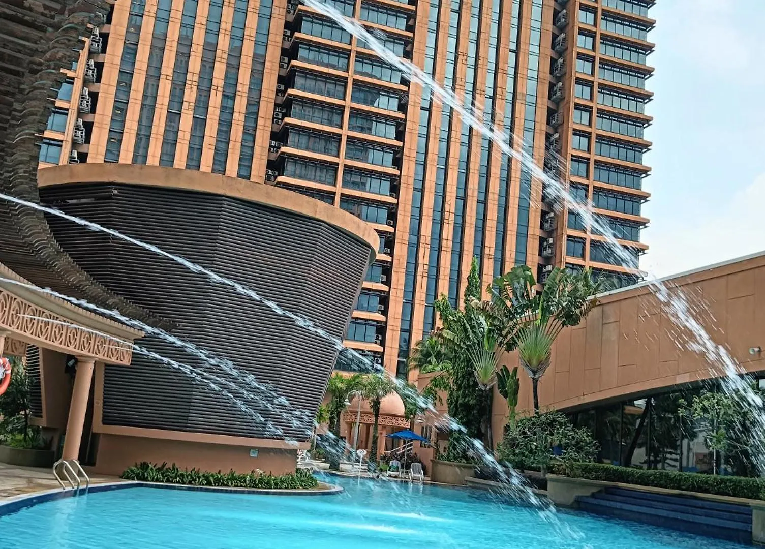100 Service Suites At Times Square Kl Kuala Lumpur